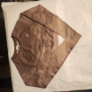Gymshark long sleeve Crop Top Small & XS size Brown to Fade